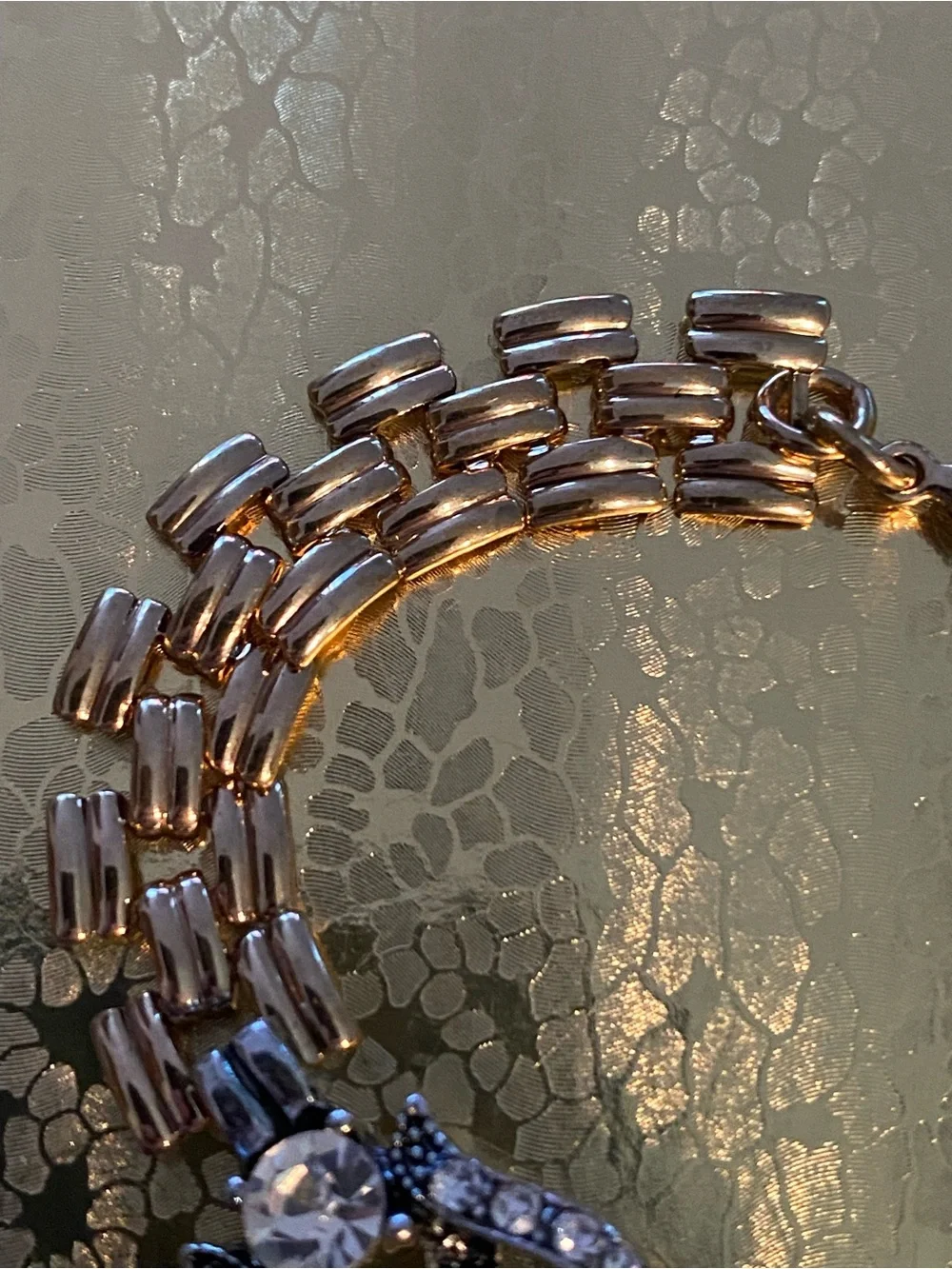 NWT Olivia Welles 14k Gold Plated Mixed Art Deco Crystal Pendant Bracelet